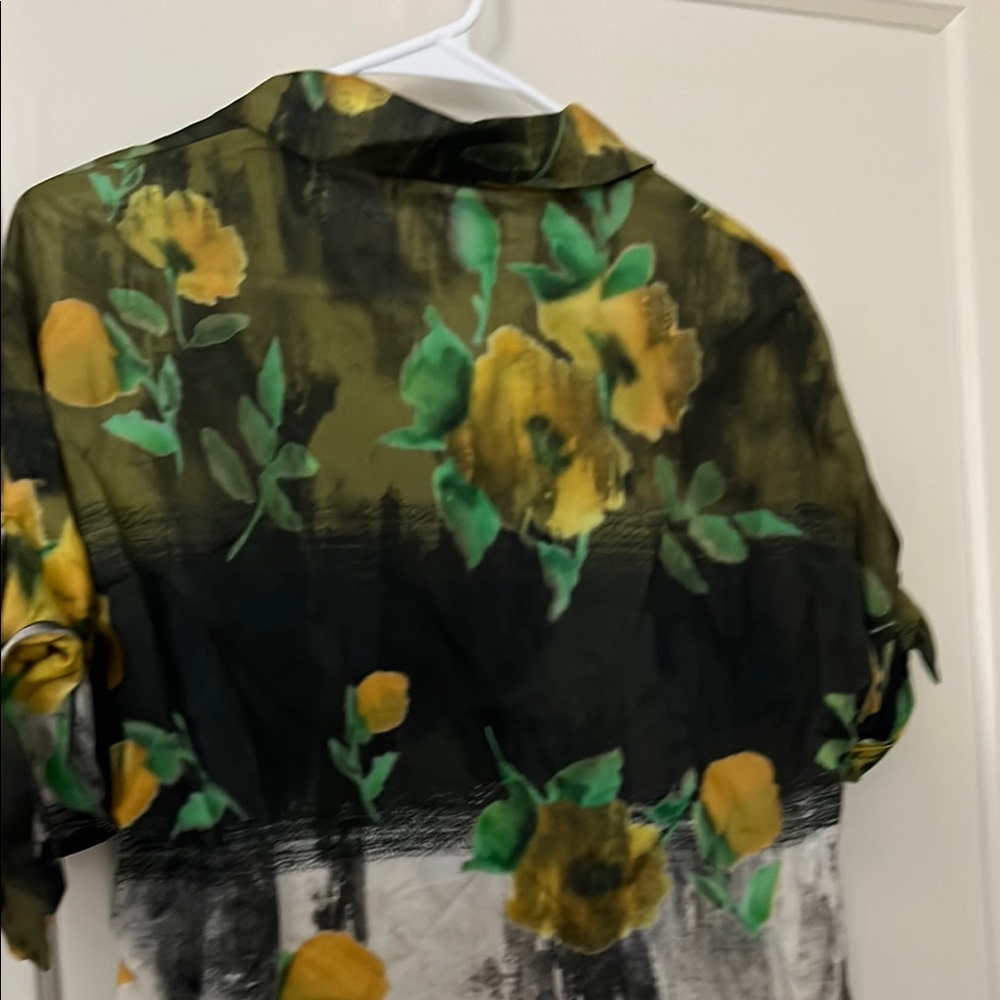 ZARA Green & Yellow Floral Button-Front Blouse - Picture 4 of 5